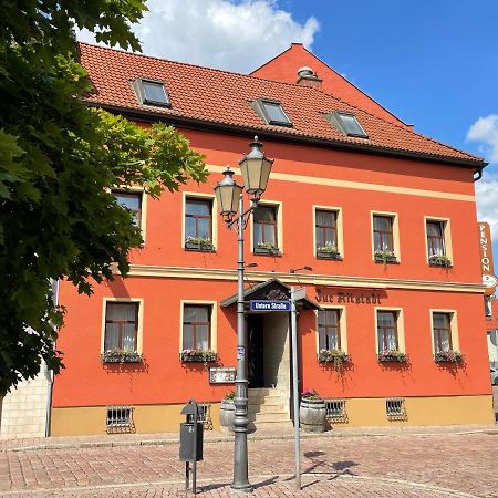 "Zur Altstadt - Am Fusse Der Osterburg" Gaststaette, Pension, Fewo Weida Exterior photo